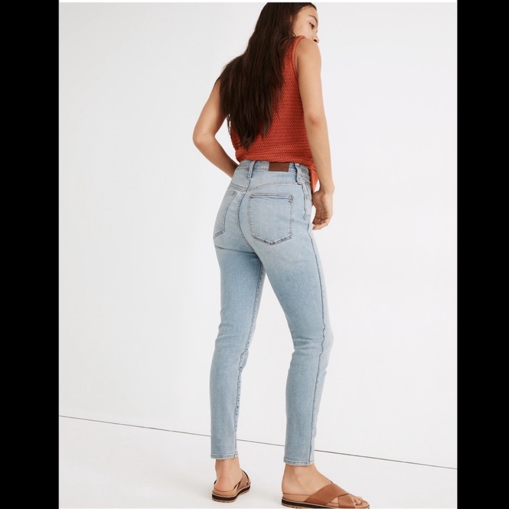 Madewell curvy roadtripper jeans 27 Cadwell wash